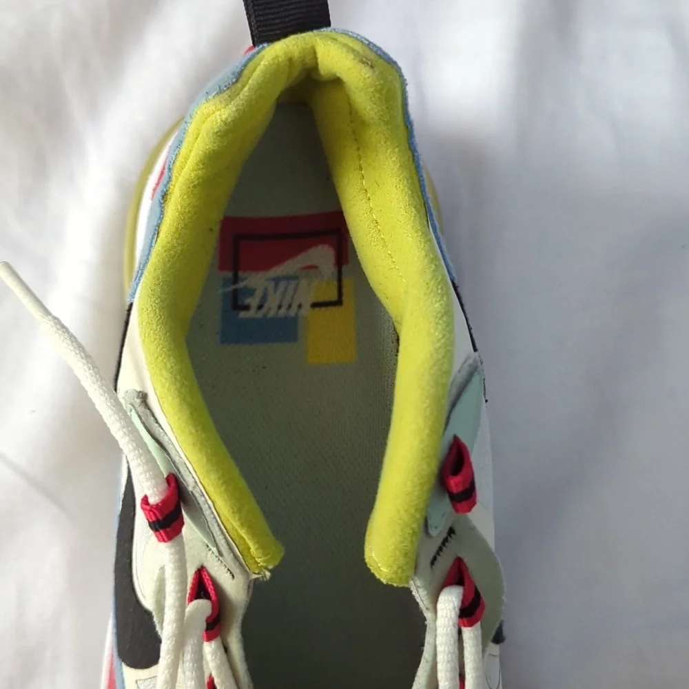 Use - Picture 4 of 4